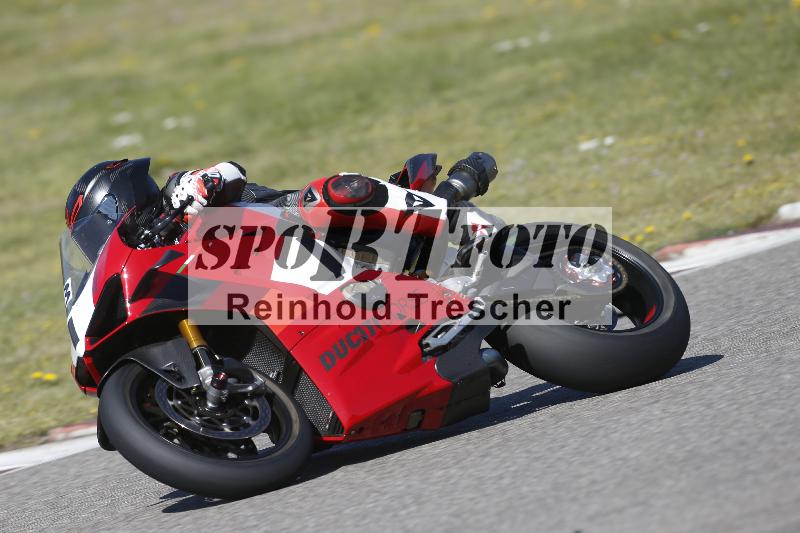 /06 08.04.2026 Cornu Master School ADR/Gruppe rot/3